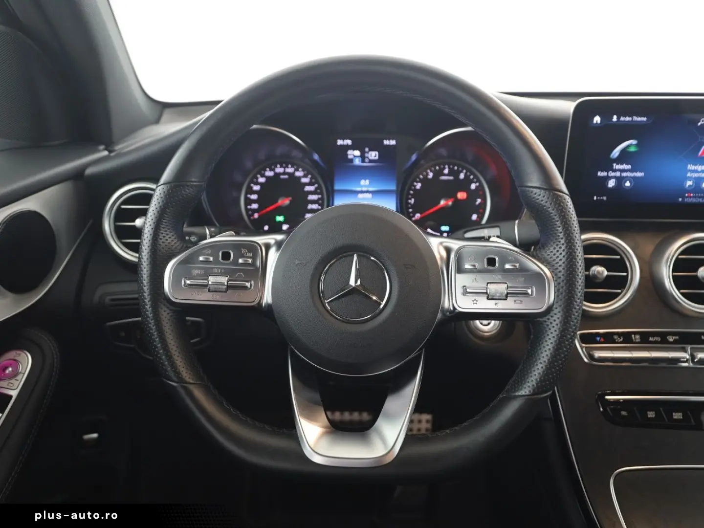 MERCEDES-BENZ GLC 300 e 4M AMG MBUX AHK Distronic Kamera LED