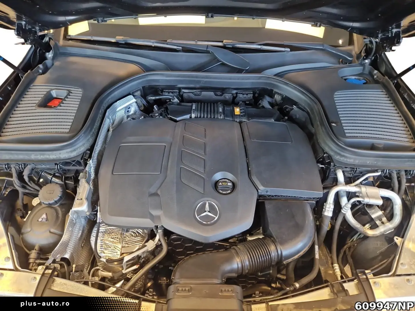 MERCEDES-BENZ GLC 220 d 4M AMG AHK Pano Head-Up 360 &hellip;