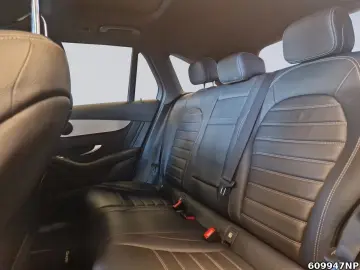 MERCEDES-BENZ GLC 220 d 4M AMG AHK Pano Head-Up 360 …