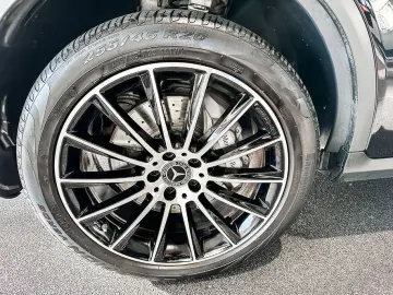 MERCEDES-BENZ GLC 300 de 4M AMG LED AHK Sound Kamera…