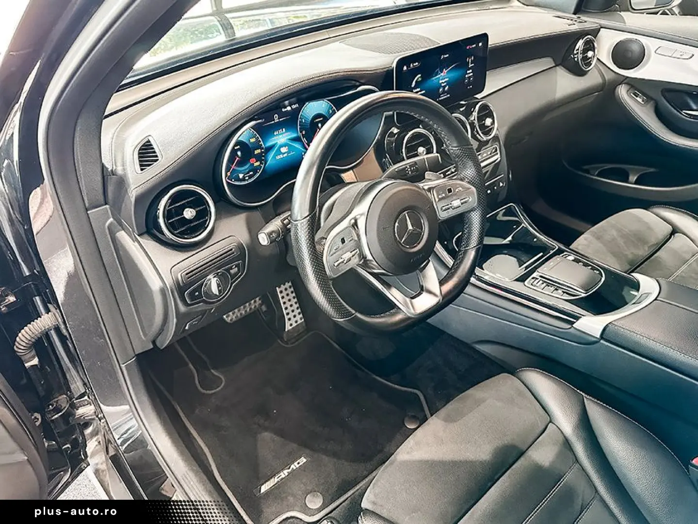 MERCEDES-BENZ GLC 300 de 4M AMG LED AHK Sound Kamera&hellip;