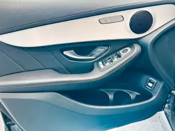 MERCEDES-BENZ GLC 300 de 4M AMG LED AHK Sound Kamera…