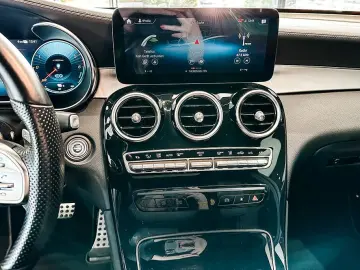 MERCEDES-BENZ GLC 300 de 4M AMG LED AHK Sound Kamera…