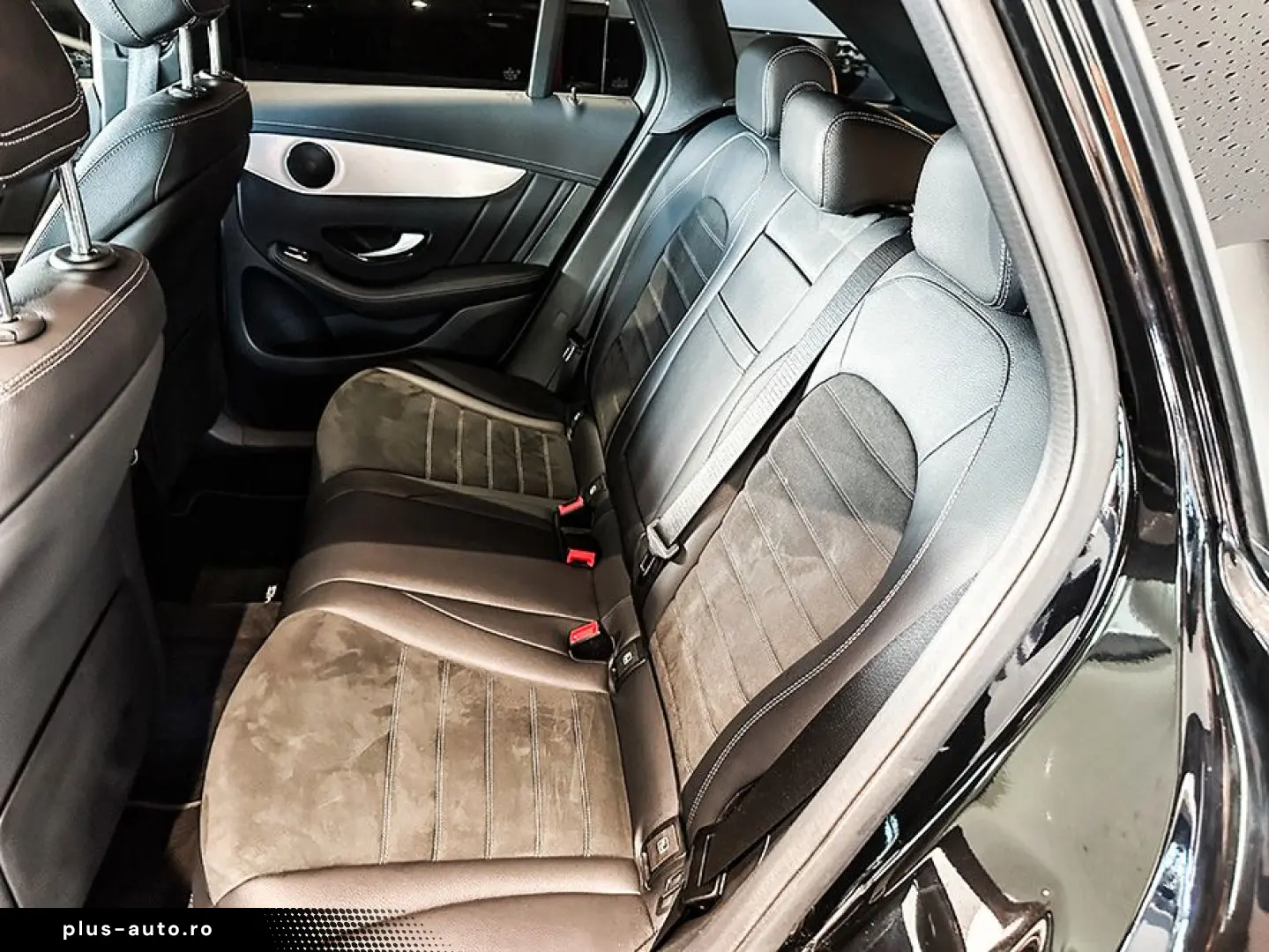 MERCEDES-BENZ GLC 300 de 4M AMG LED AHK Sound Kamera&hellip;