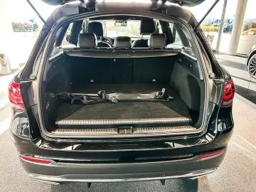 MERCEDES-BENZ GLC 300 de 4M AMG LED AHK Sound Kamera…