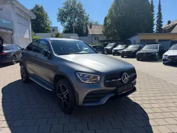 MERCEDES-BENZ GLC 300e 4Matic AMG Night Navi Ambi Rcam Magno