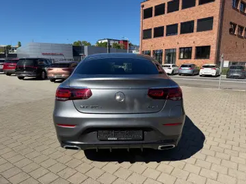 MERCEDES-BENZ GLC 300e 4Matic AMG Night Navi Ambi Rcam Magno