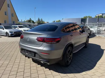 MERCEDES-BENZ GLC 300e 4Matic AMG Night Navi Ambi Rcam Magno