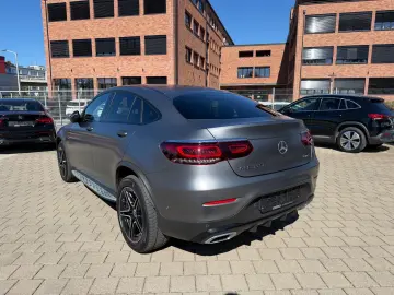 MERCEDES-BENZ GLC 300e 4Matic AMG Night Navi Ambi Rcam Magno