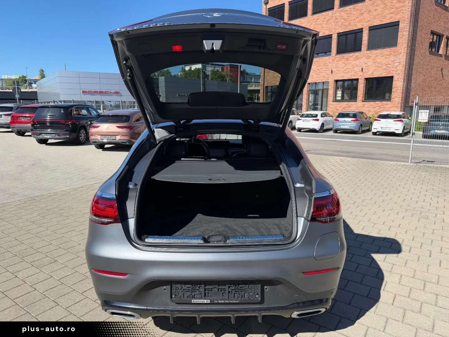 MERCEDES-BENZ GLC 300e 4Matic AMG Night Navi Ambi Rcam Magno