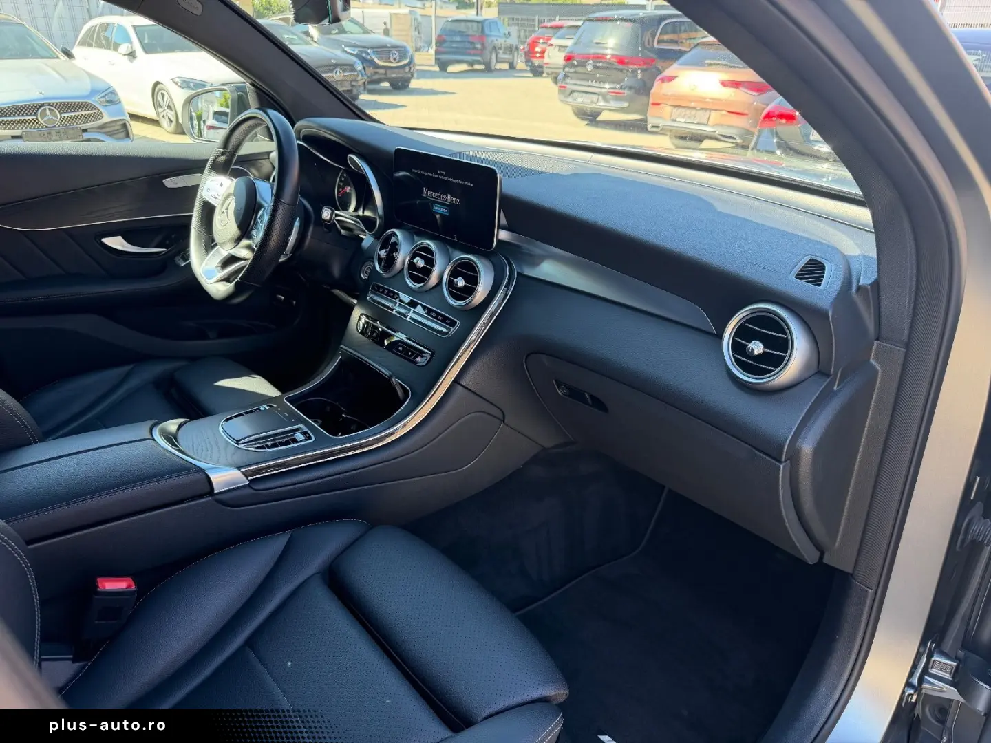 MERCEDES-BENZ GLC 300e 4Matic AMG Night Navi Ambi Rcam Magno