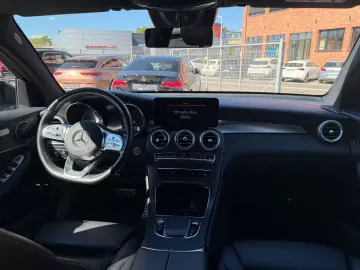 MERCEDES-BENZ GLC 300e 4Matic AMG Night Navi Ambi Rcam Magno