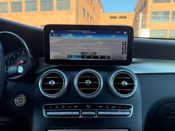MERCEDES-BENZ GLC 300e 4Matic AMG Night Navi Ambi Rcam Magno