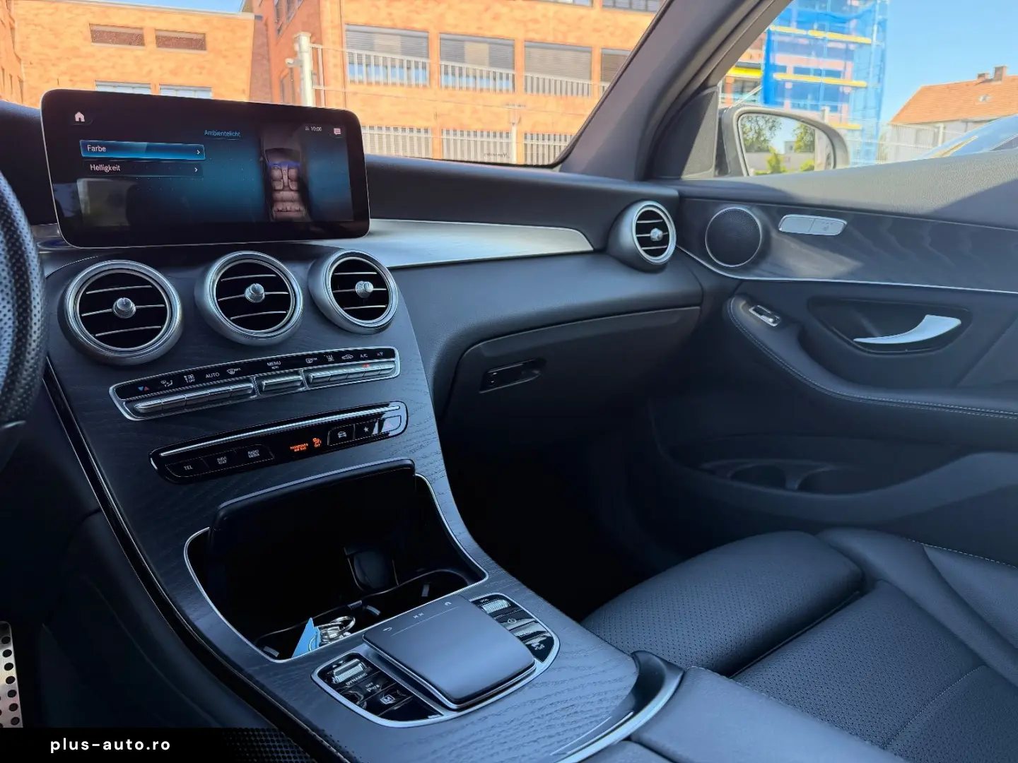 MERCEDES-BENZ GLC 300e 4Matic AMG Night Navi Ambi Rcam Magno