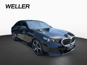 BMW 530e xDr M Sport Pano H K AdpLED DAPro PA HUD