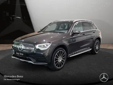 MERCEDES-BENZ GLC 300 de 4M AMG HE-Info Kam Pano LED SHZ AHK