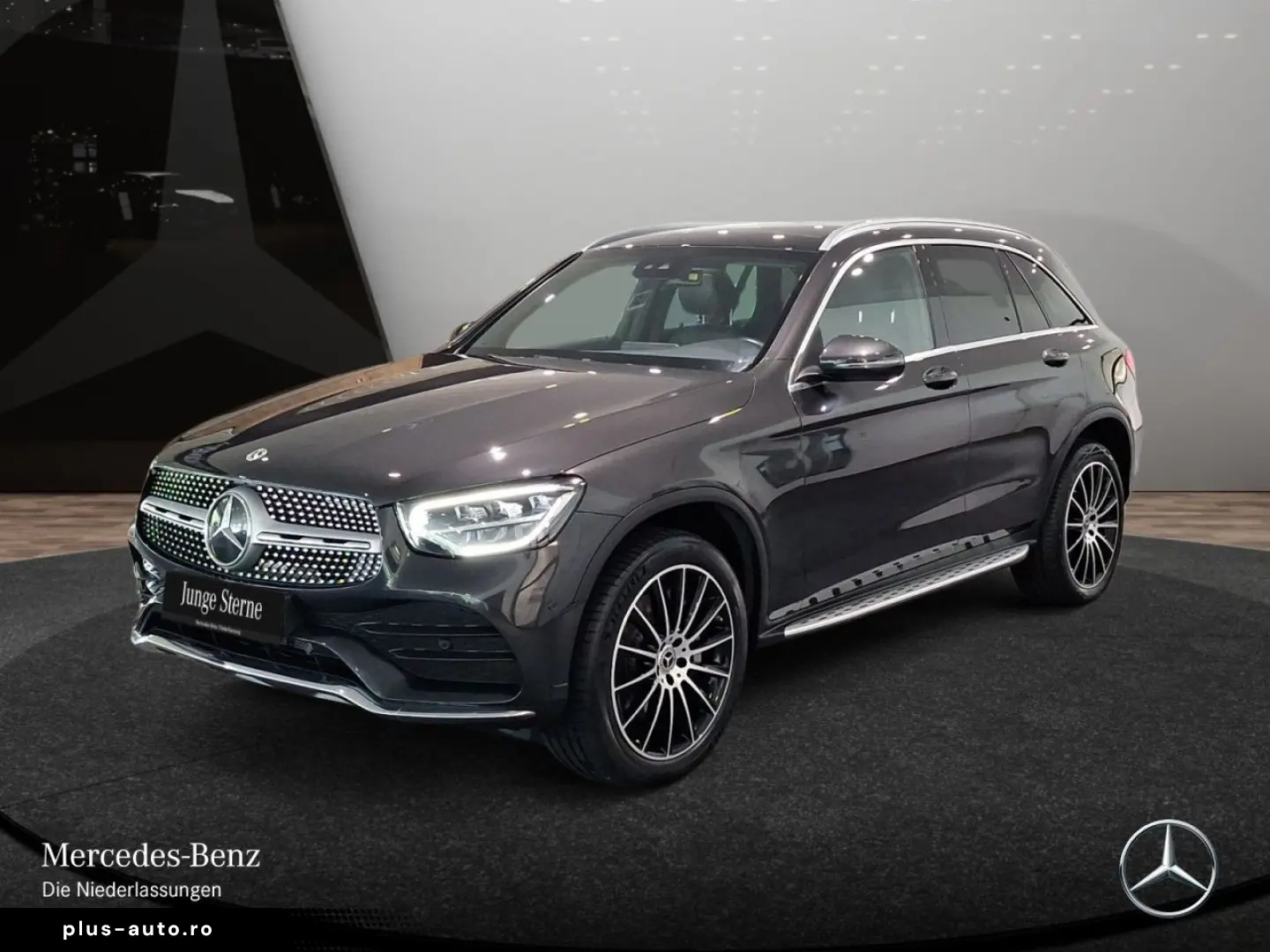 MERCEDES-BENZ GLC 300 de 4M AMG HE-Info Kam Pano LED SHZ AHK