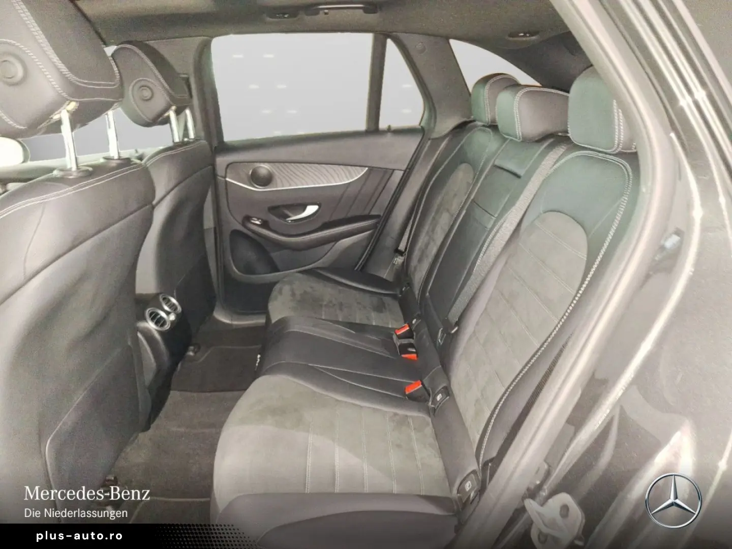 MERCEDES-BENZ GLC 300 de 4M AMG HE-Info Kam Pano LED SHZ AHK