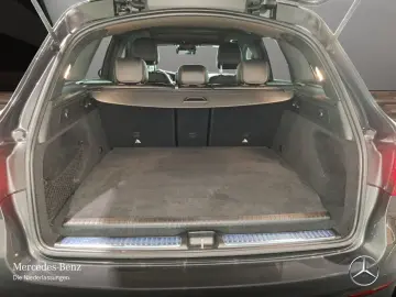 MERCEDES-BENZ GLC 300 de 4M AMG HE-Info Kam Pano LED SHZ AHK