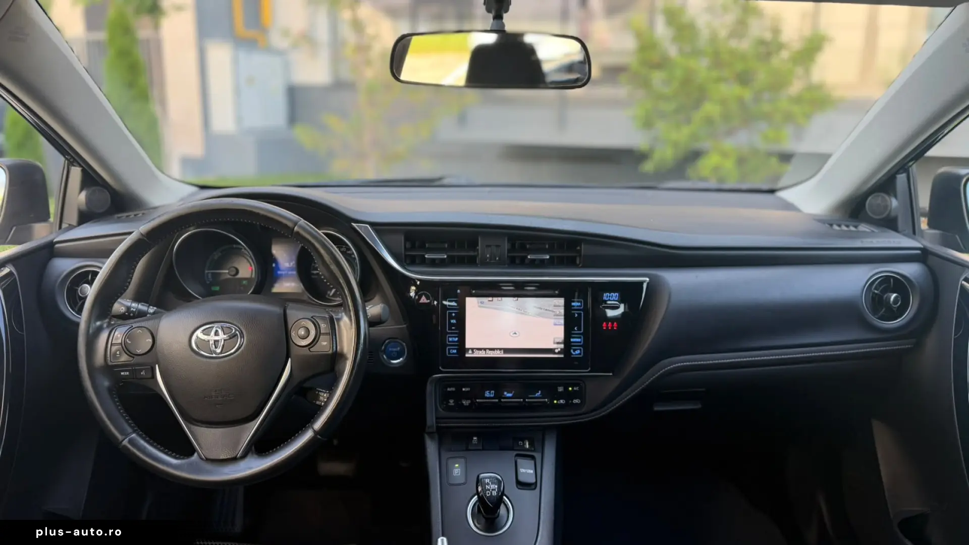 Toyota Auris Touring Sports