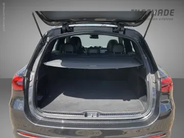MERCEDES-BENZ GLC 220 d 4M AMG Line 360 K Night AHK …