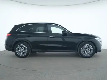MERCEDES-BENZ GLC 300 d AMG Line Advances Winter-Paket Plus