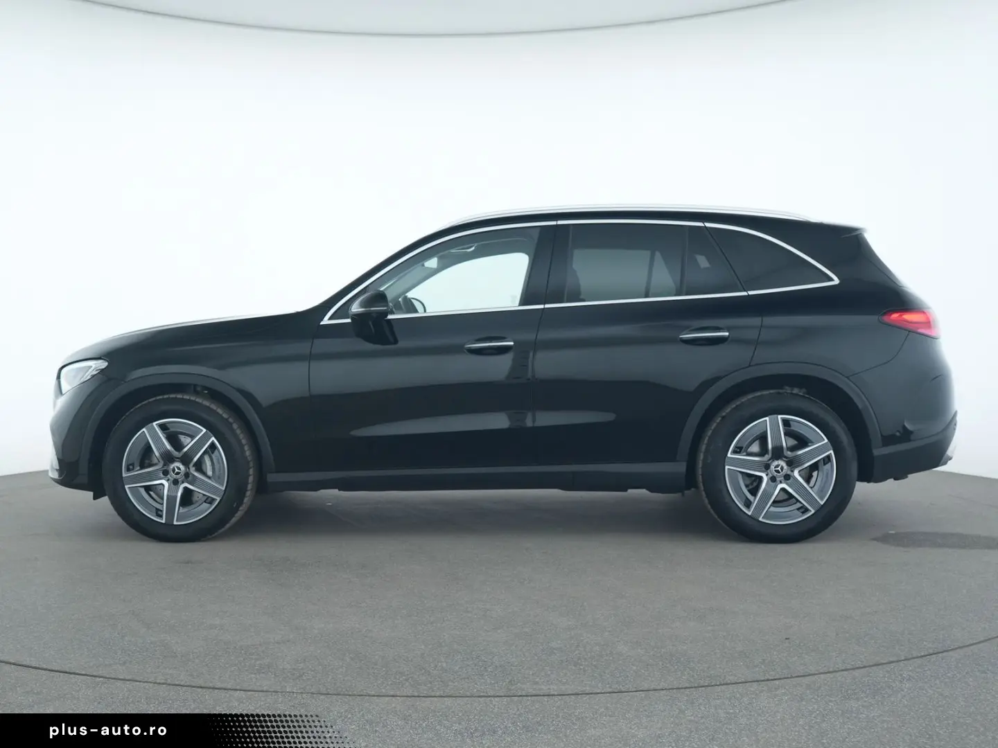 MERCEDES-BENZ GLC 300 d AMG Line Advances Winter-Paket Plus