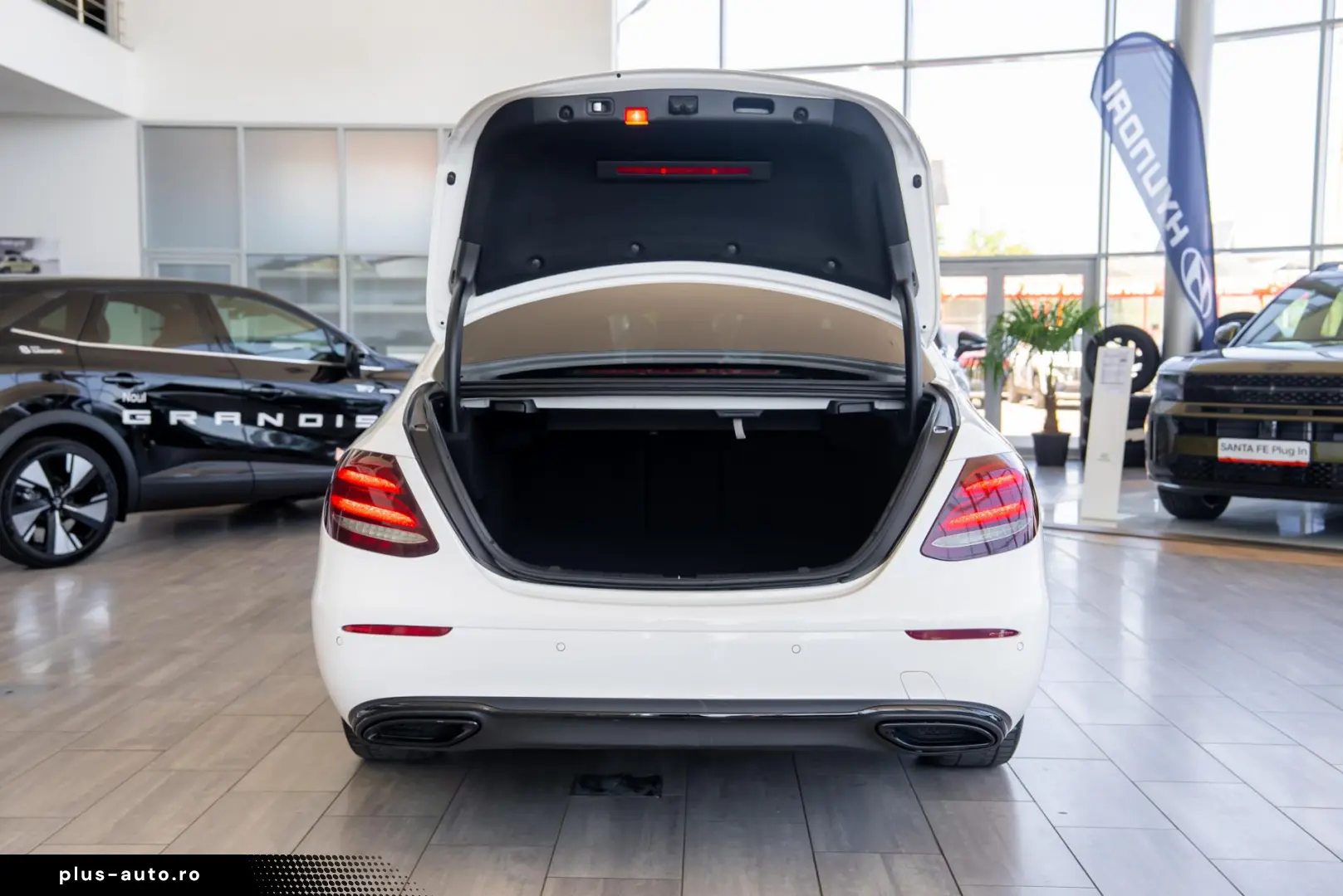 Mercedes-Benz E-Class 220D 4MATIC