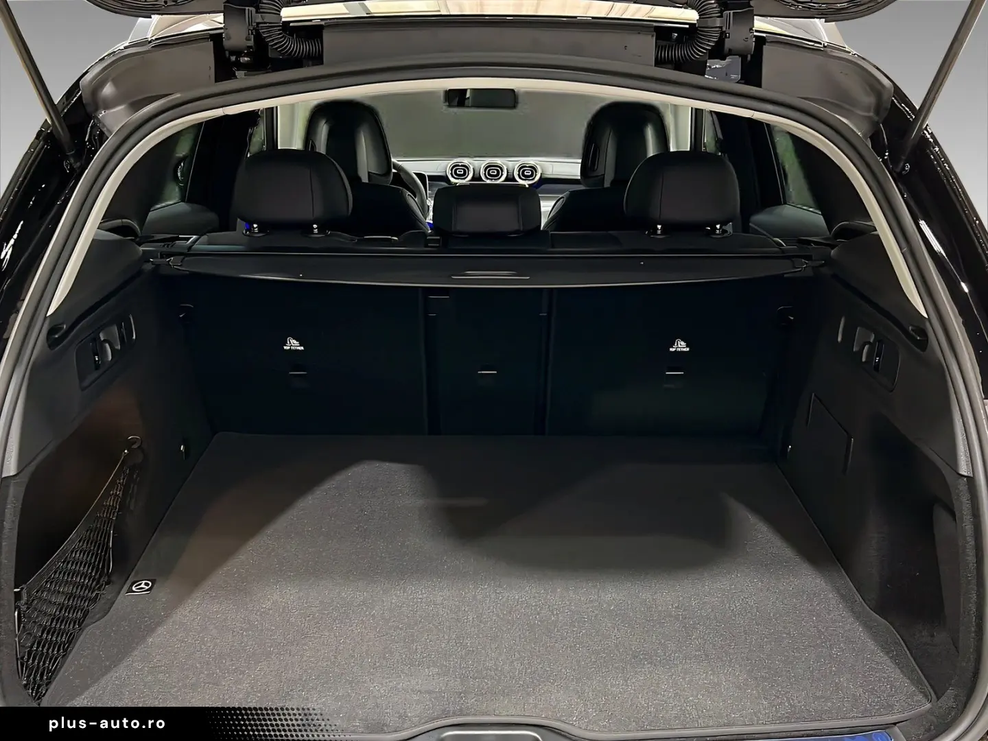MERCEDES-BENZ GLC 200 d 4M AMG LED NIGHT Memo Ambi AHK 360