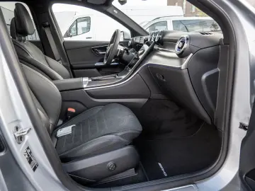MERCEDES-BENZ GLC 200 d 4M AMG Line AHK Abstandstemp…