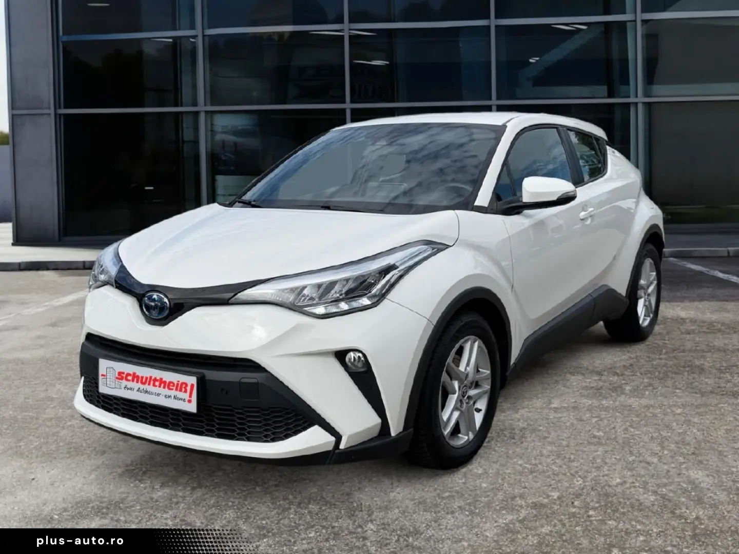 TOYOTA C-HR Hybrid Business Edition