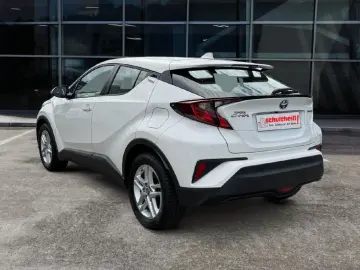 TOYOTA C-HR Hybrid Business Edition