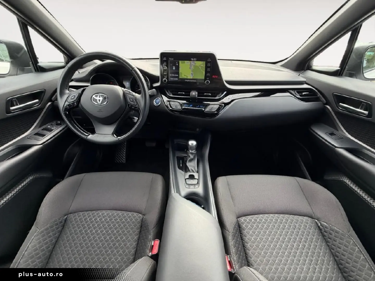 TOYOTA C-HR Hybrid Business Edition