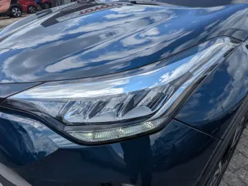 TOYOTA C-HR 2.0 Hybrid Team Edition