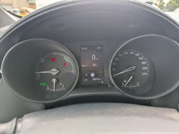 TOYOTA C-HR 2.0 Hybrid Team Edition