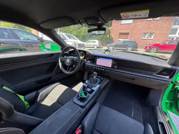 Porsche 911 GT3 CLUBSPORT PACKAGE EXCLUSIVE LIFT
