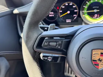 Porsche 911 GT3 CLUBSPORT PACKAGE EXCLUSIVE LIFT