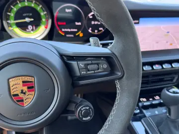 Porsche 911 GT3 CLUBSPORT PACKAGE EXCLUSIVE LIFT