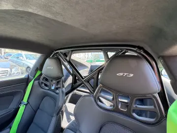 Porsche 911 GT3 CLUBSPORT PACKAGE EXCLUSIVE LIFT