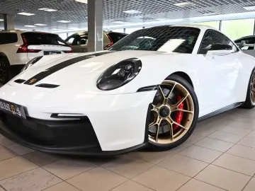 Porsche 911 GT3 CLUBSPORT BOSE CARBON LIFTING