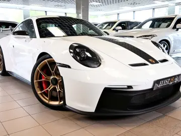 Porsche 911 GT3 CLUBSPORT BOSE CARBON LIFTING