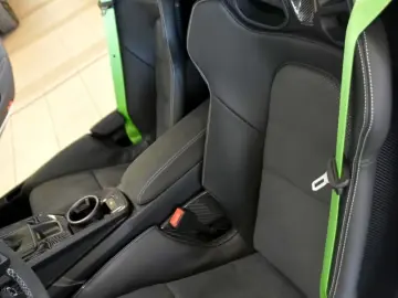 Porsche 911 GT3 CLUBSPORT BOSE CARBON LIFTING