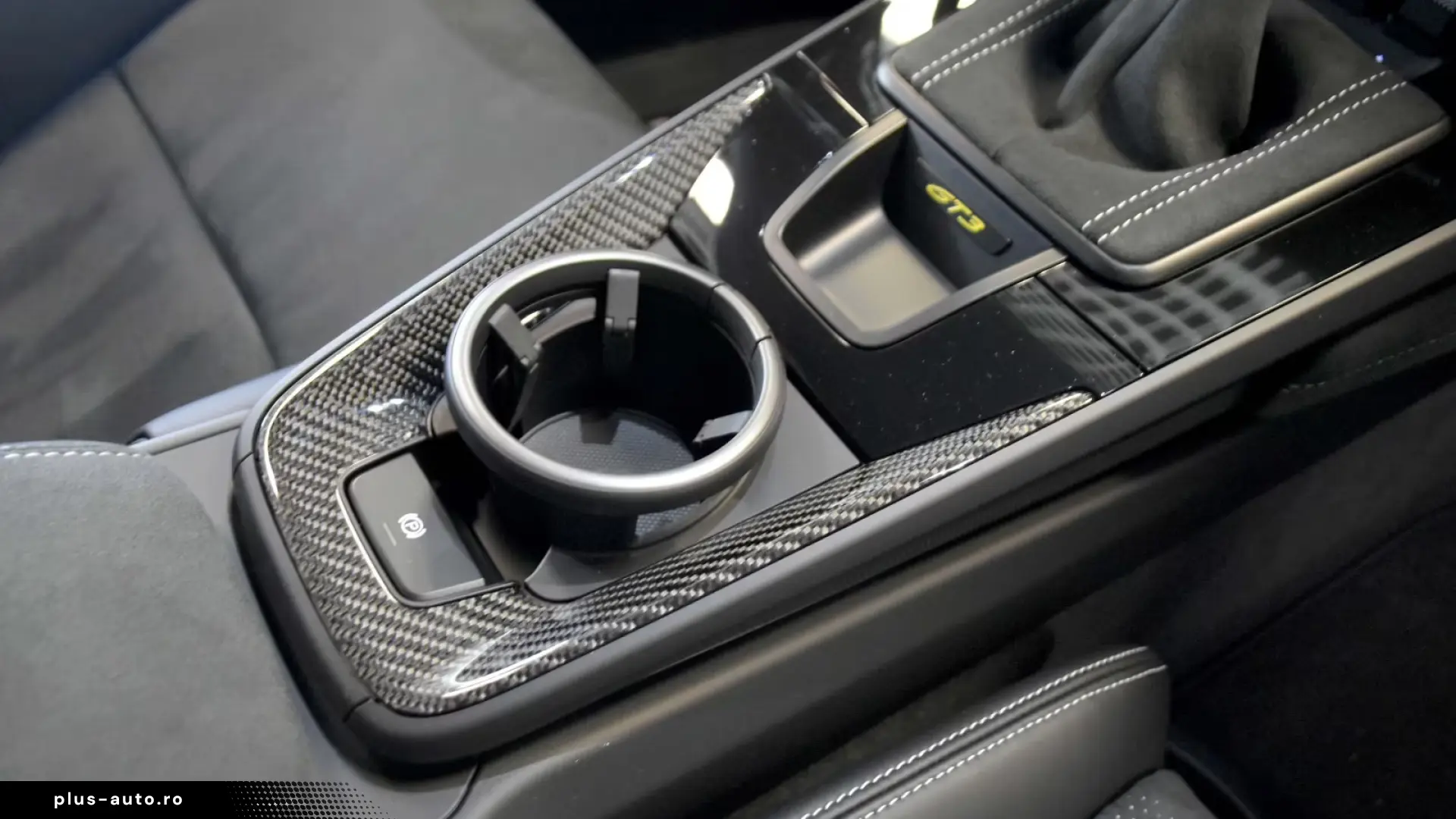 Porsche 911 GT3 CLUBSPORT BOSE CARBON LIFTING