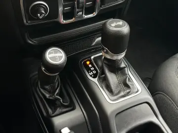 JEEP Wrangler 2.0T-GDI UNLIMITED SPORT 4x4 SHZ#LH#CAM