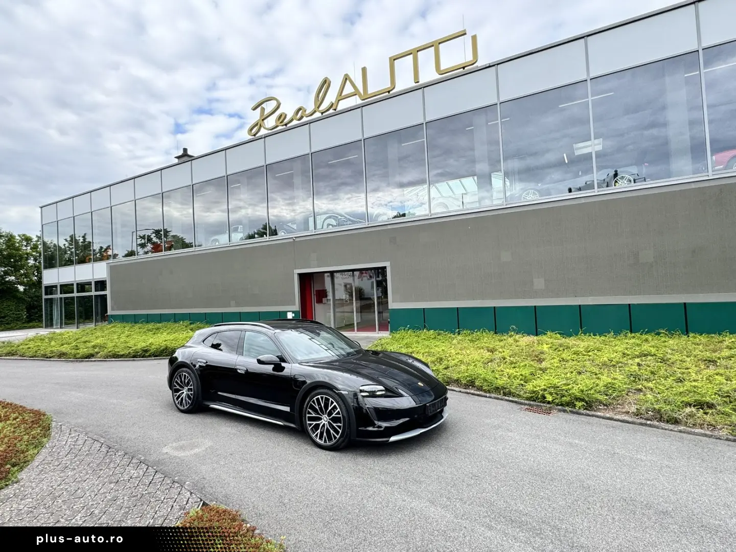 PORSCHE Taycan 4 Cross Tourismo Performancebatterie Plus