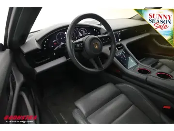 PORSCHE Taycan Cross Turismo 4 93 kWh Pano ACC Virtual M