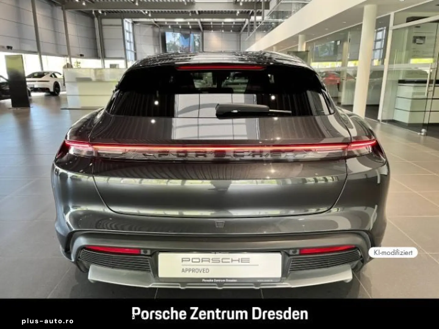 PORSCHE Taycan 4 Cross Turismo Ambiente SH v Wärmepumpe