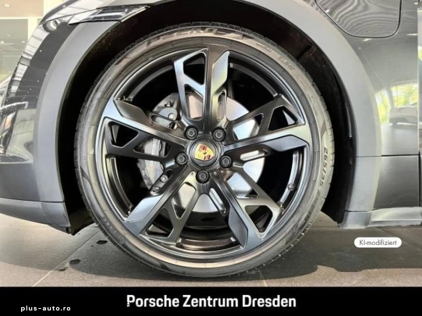 PORSCHE Taycan 4 Cross Turismo Ambiente SH v Wärmepumpe
