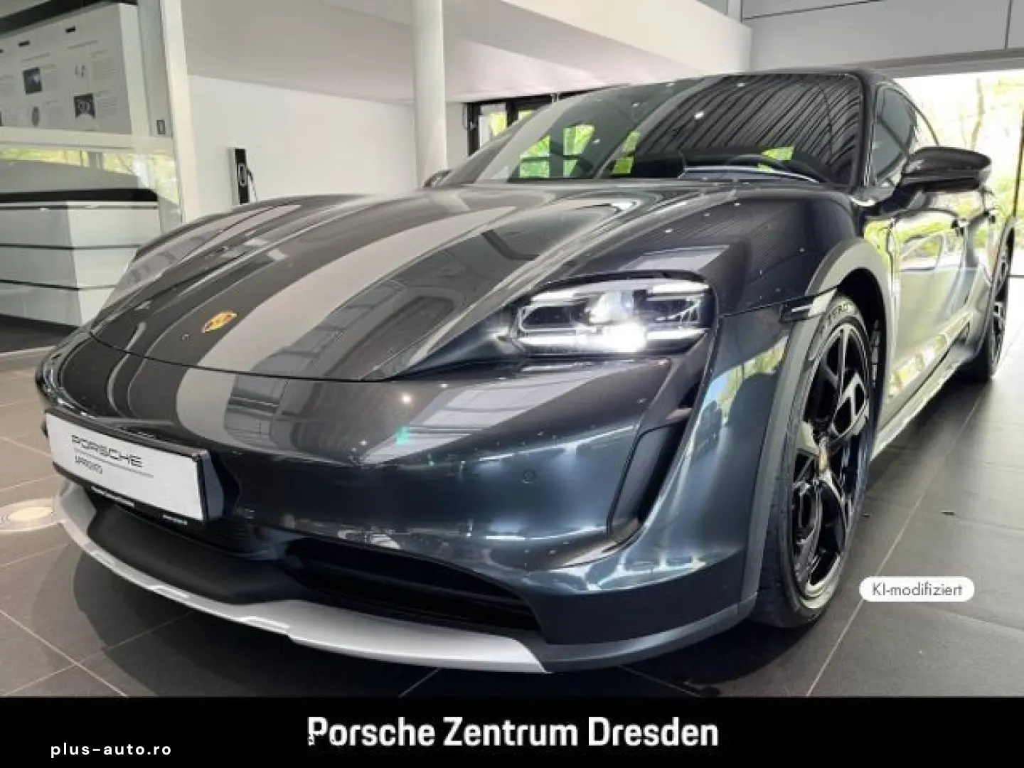 PORSCHE Taycan 4 Cross Turismo Ambiente SH v Wärmepumpe