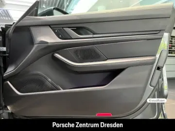 PORSCHE Taycan 4 Cross Turismo Ambiente SH v Wärmepumpe